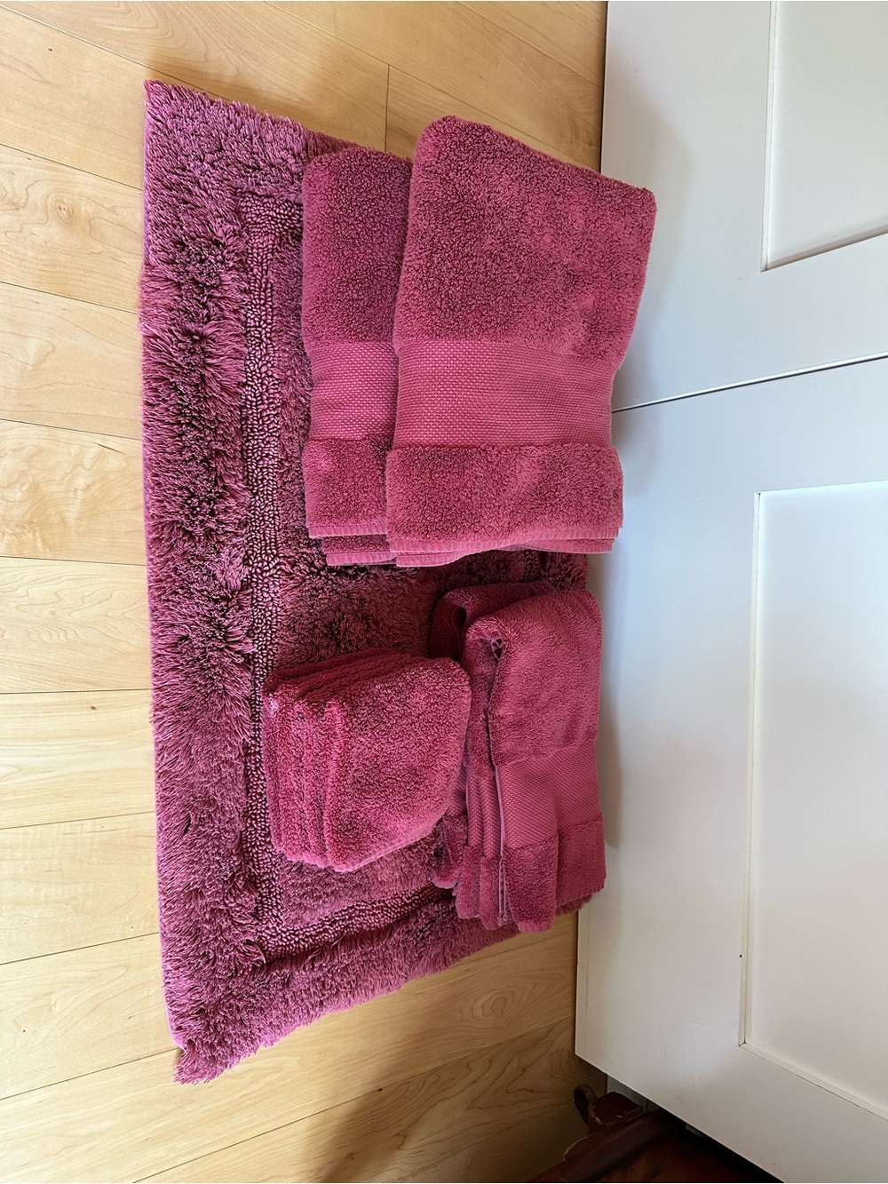 Plush Pink Bath Towel Set with Matching Bath Mat